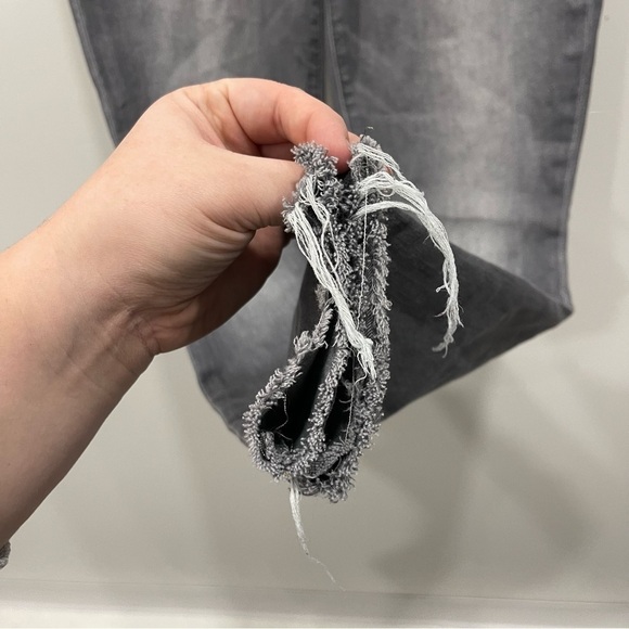 Joe’s Jeans Skinny Ankle Raw Hem Jeans Size 26 Stretch Cotton in Skyla - Picture 4 of 10